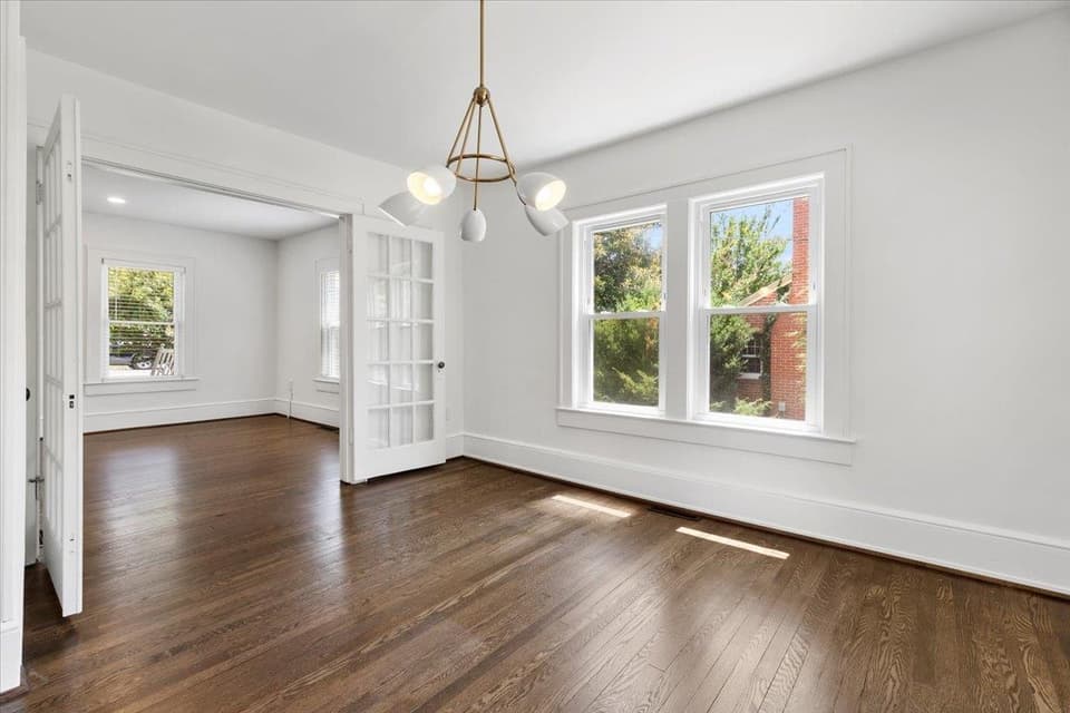 612 E Main Street, photo 28 of 40