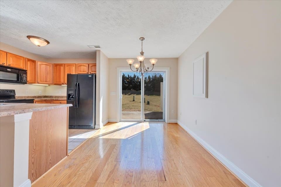 185 Huff Heritage Lane, photo 10 of 40