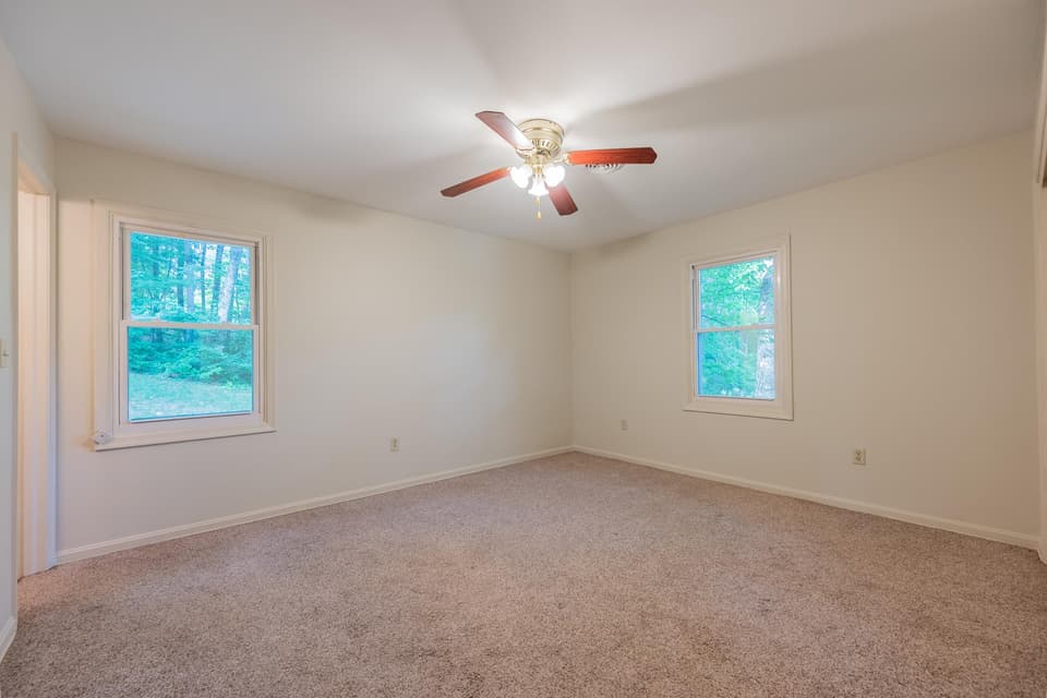 1245 Chestnut Drive, photo 20 of 40