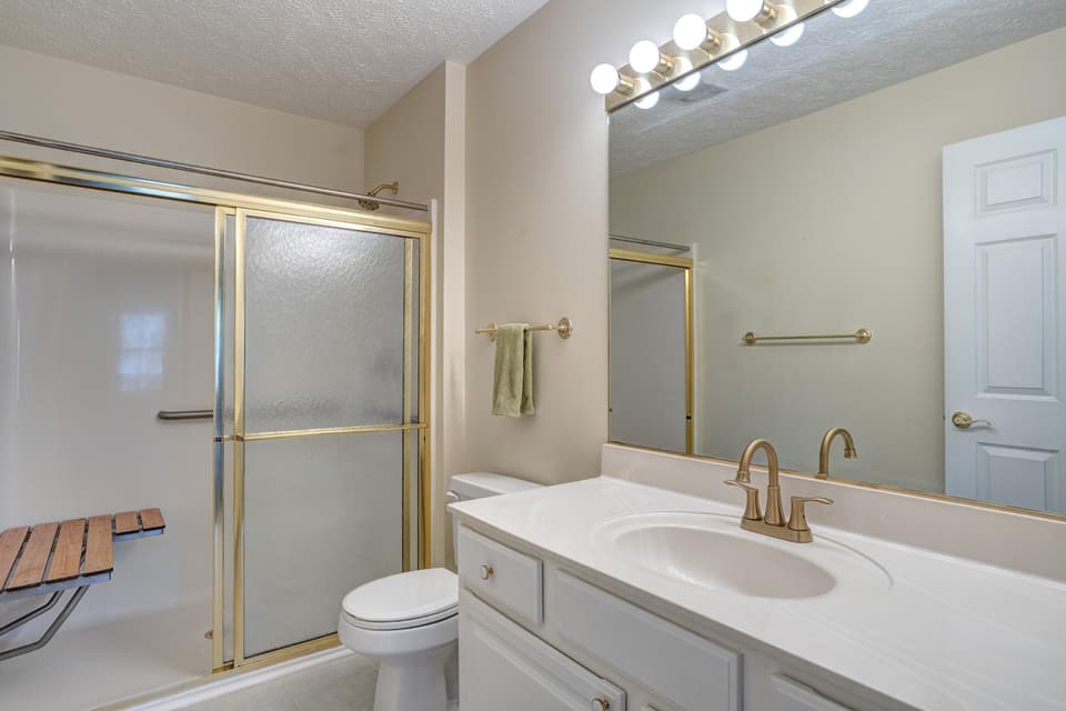 185 Blue Leaf Drive, photo 29 of 40