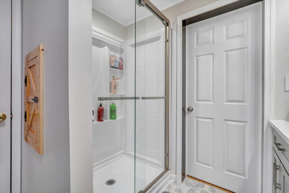963 Magnolia Ln, photo 19 of 25