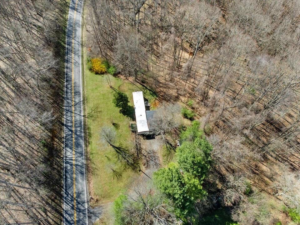 4820 Prices Fork Road, photo 9 of 12