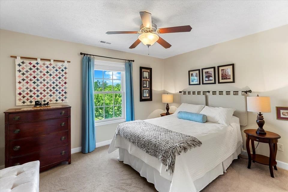2280 Lake Vista Drive, photo 34 of 40
