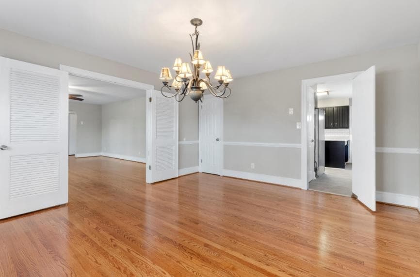 215 Overhill Road, photo 7 of 40