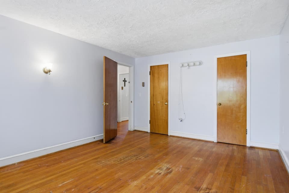 705 W Main Street, photo 24 of 40