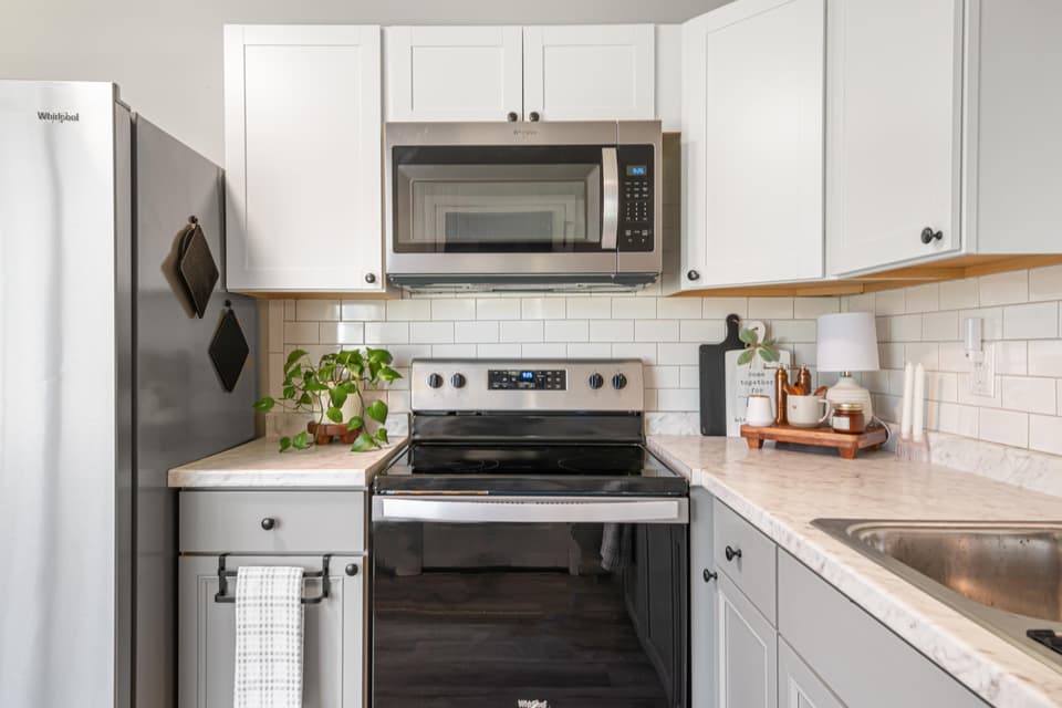 1634 Mud Pike, photo 6 of 34