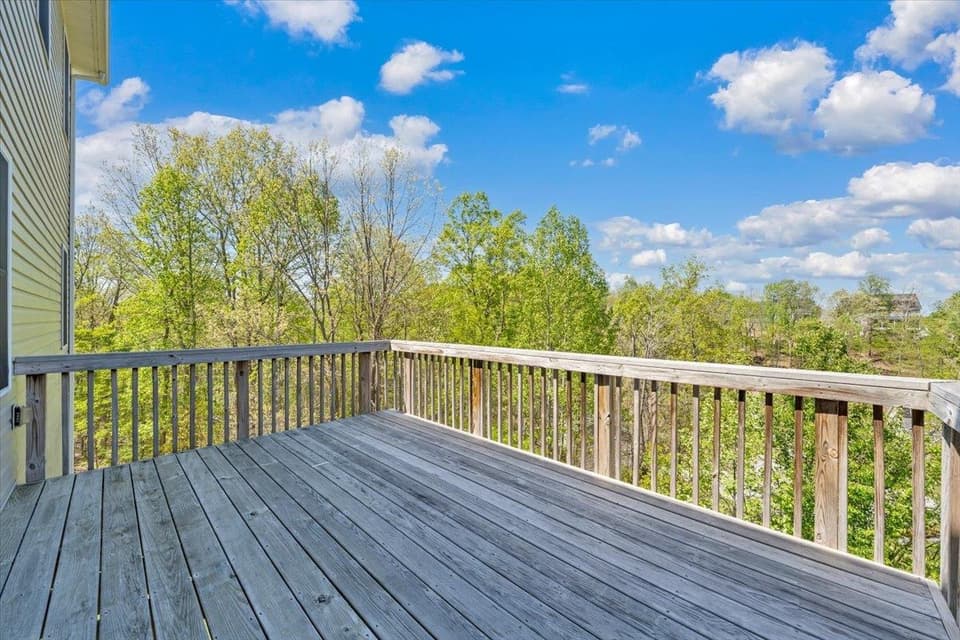 1140 Crosscreek Drive, photo 37 of 40