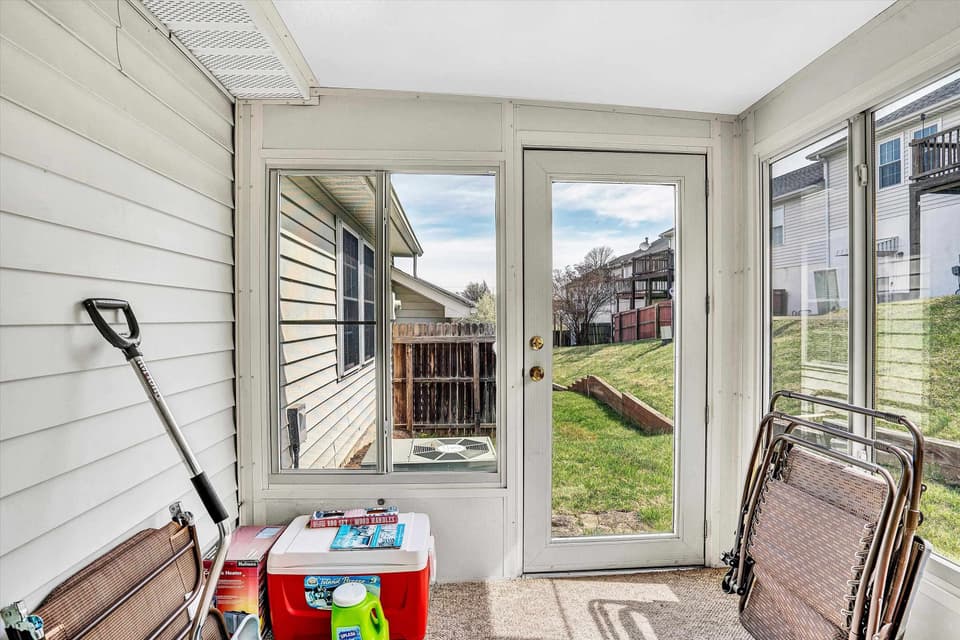 140 Jennifer Street SE, photo 12 of 21