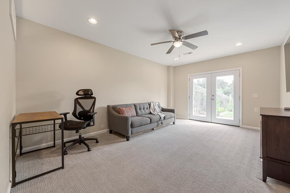 1400 Sleepy Hollow Road, photo 33 of 40