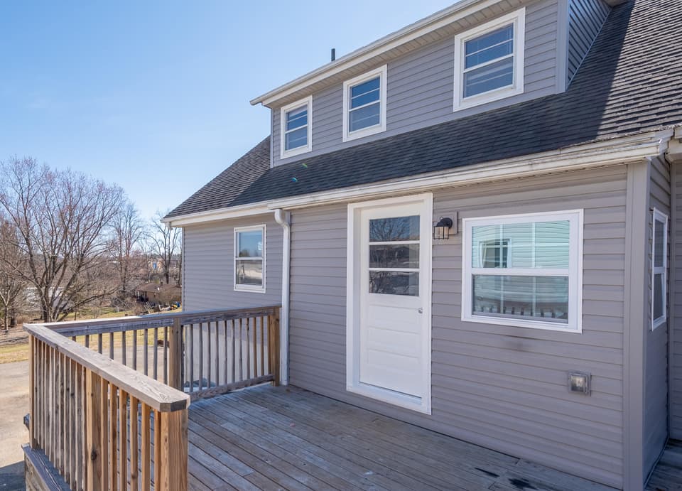 120 James St NW, photo 5 of 39