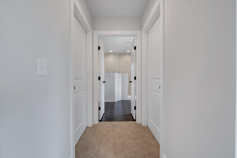 974 Round Meadow Drive, photo 34 of 40
