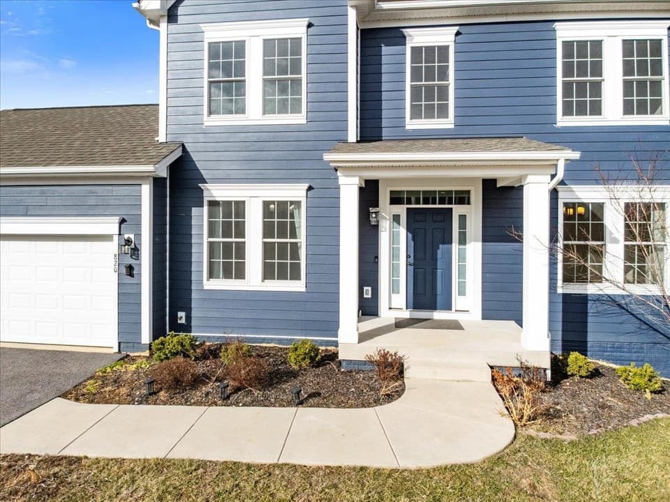 820 Jefferson Circle, photo 6 of 40