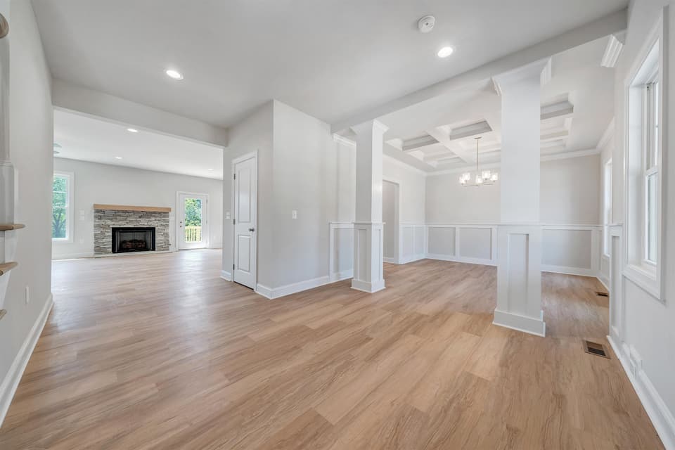 35 Welch Circle, photo 6 of 28