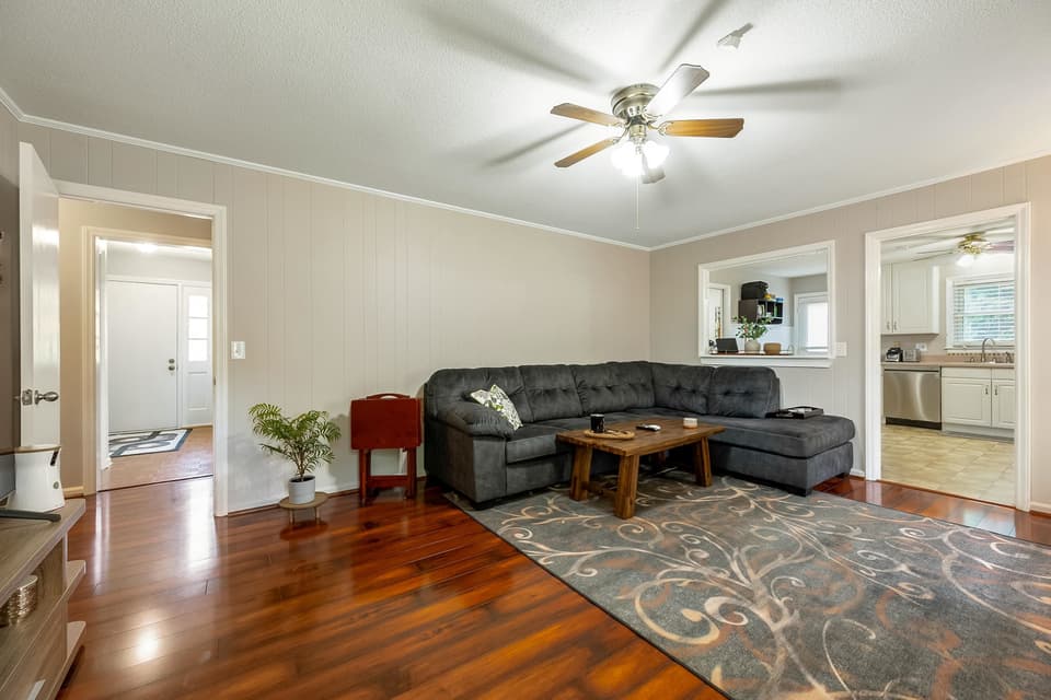 170 Briarwood Drive, photo 15 of 40