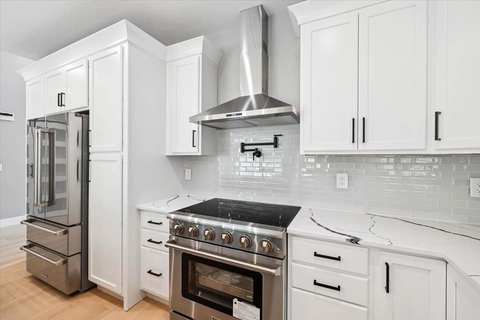 4480 Fairview Drive, photo 17 of 36