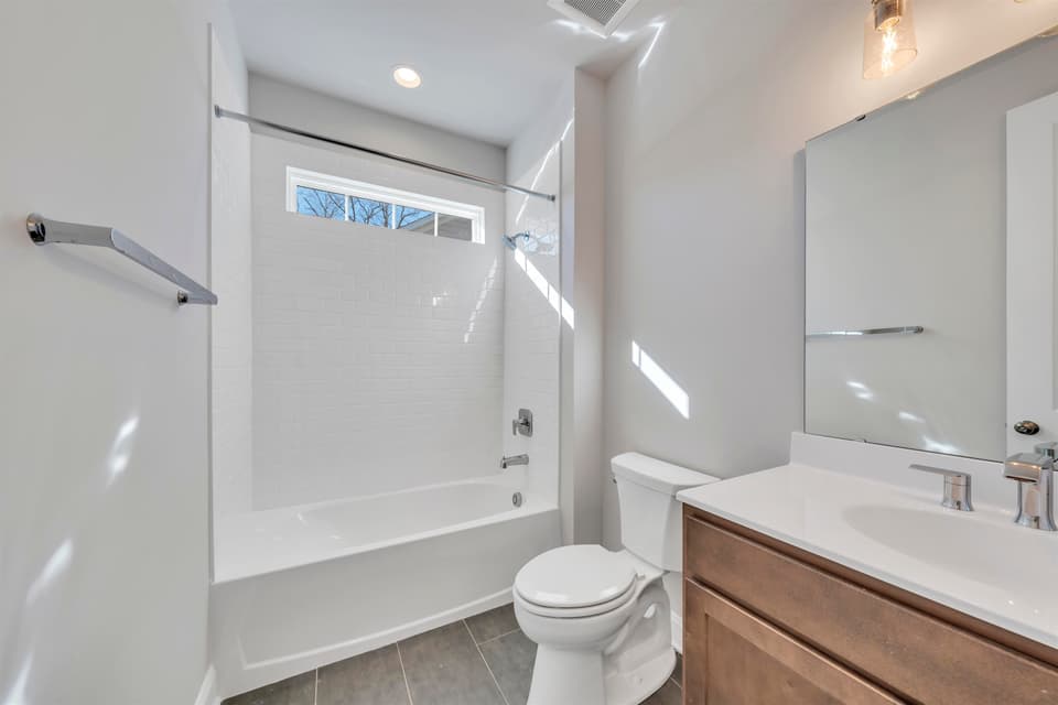 984 Round Meadow Drive, photo 5 of 39