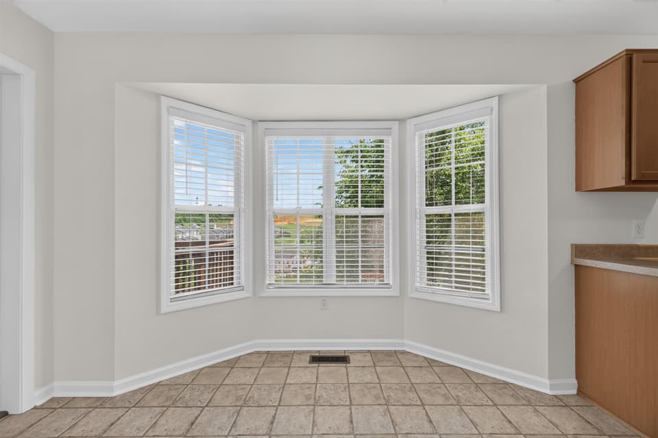 230 Chelsea Loop, photo 13 of 40
