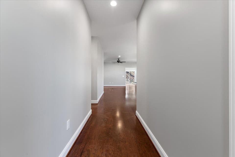 110 Vinnie Avenue NW, photo 4 of 36