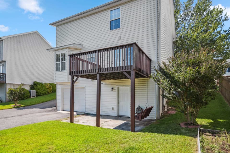 145 Wistaria Drive, photo 7 of 40