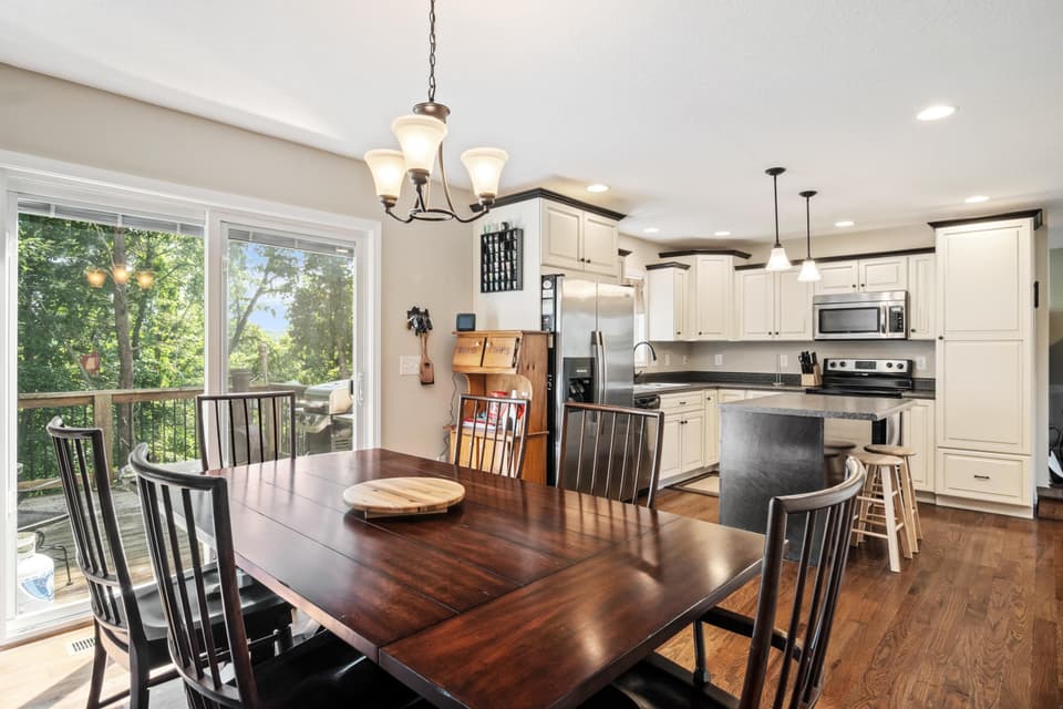 60 Florence Drive, photo 9 of 40