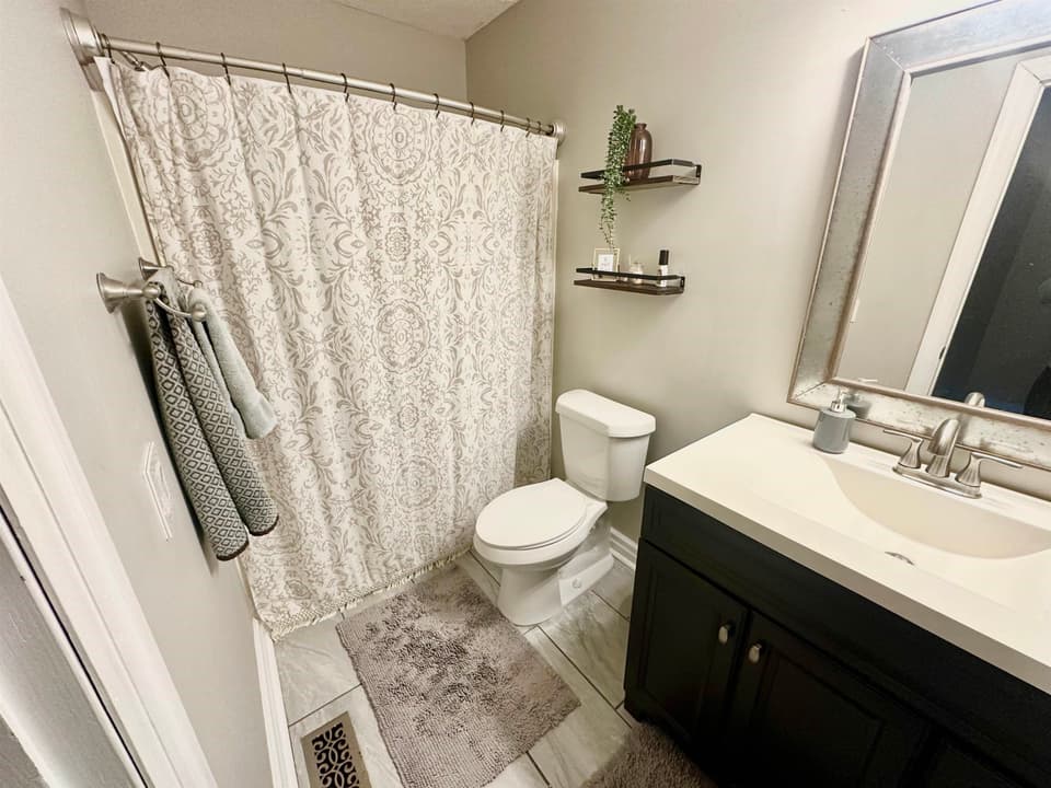 390 Warren Street, photo 28 of 40