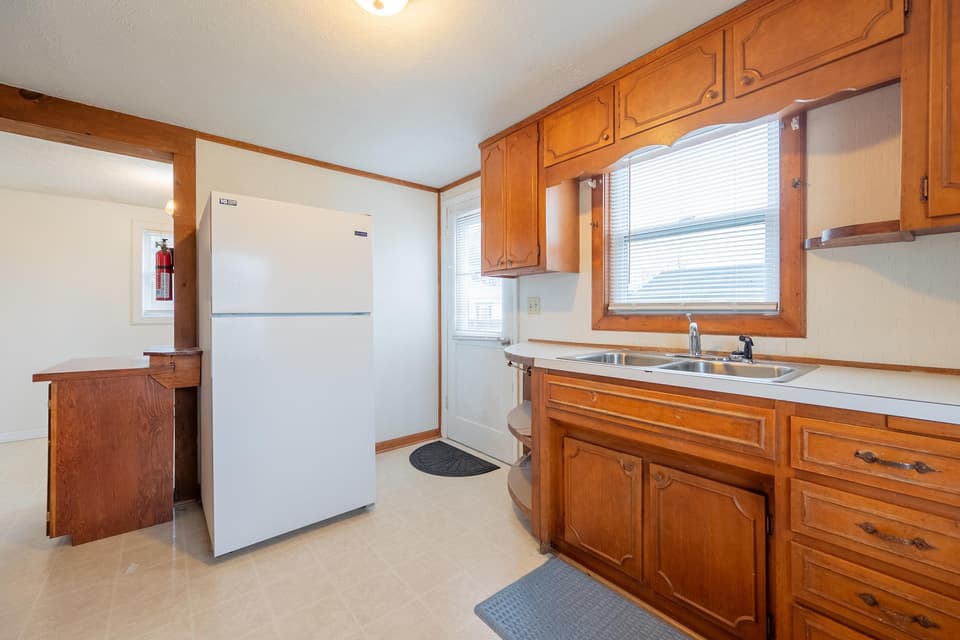 1410 King Street, photo 5 of 20