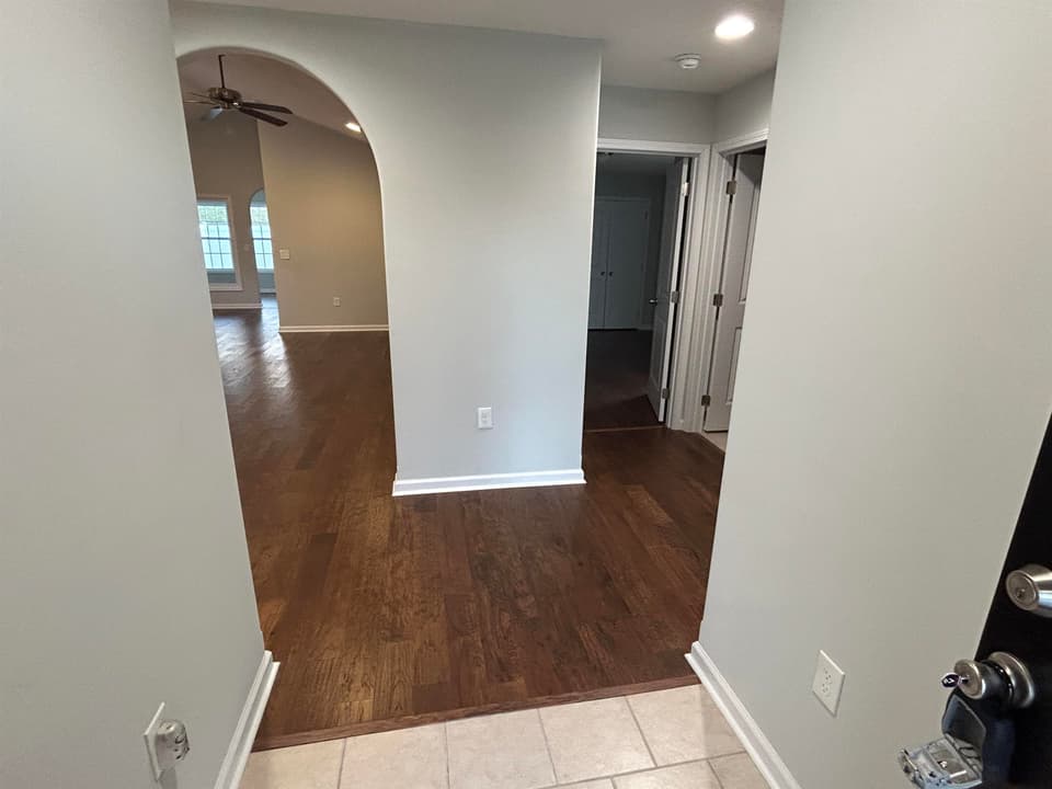 2225 Giles Drive, photo 15 of 23