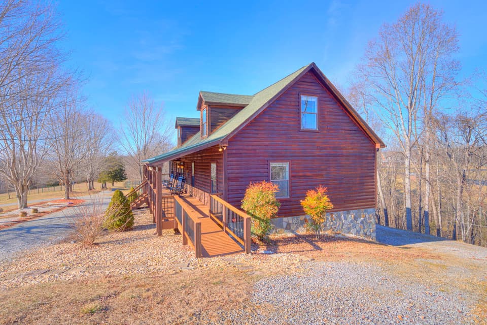 2893 Spring House Road, photo 9 of 32