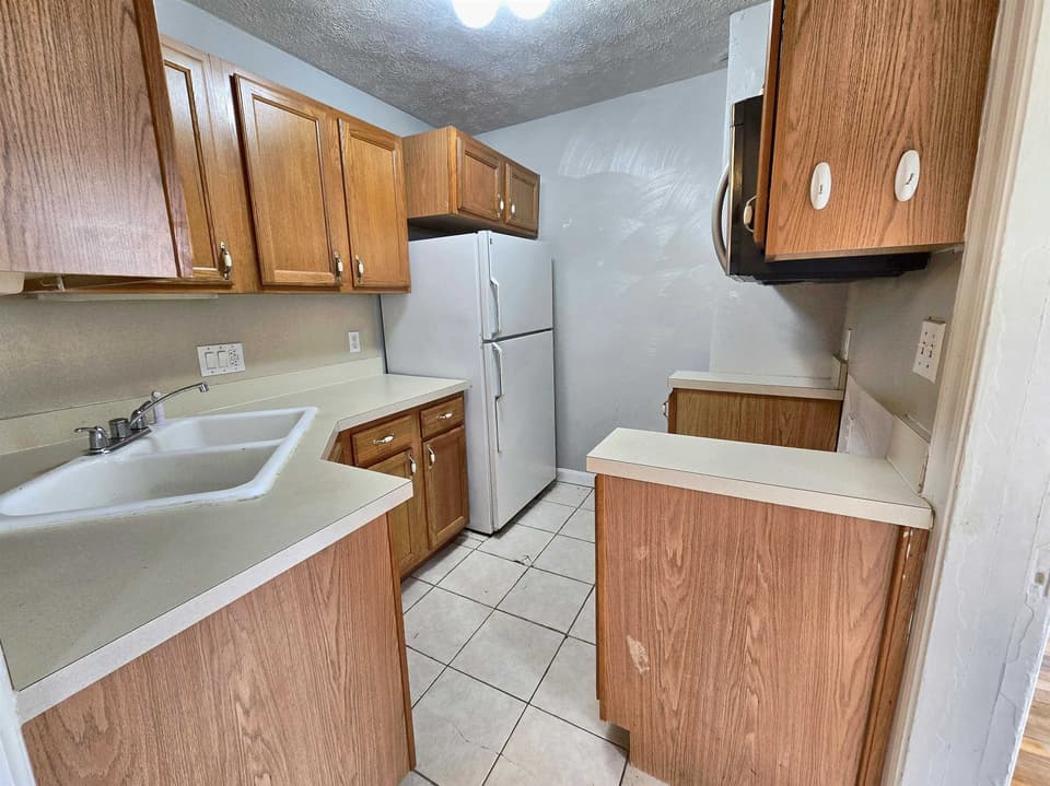 165 Clearview Drive, photo 8 of 26