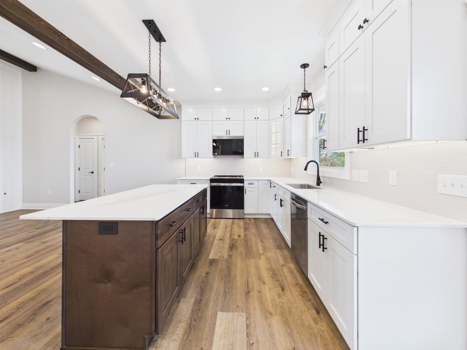245 Howery Street SE, photo 8 of 40