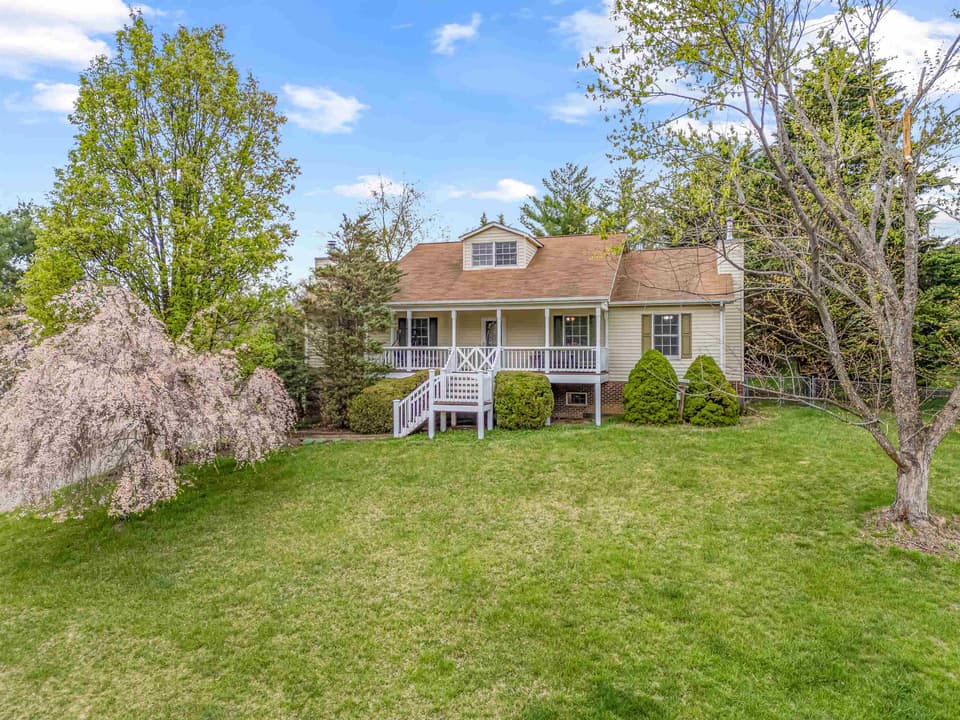2240 Yellow Sulphur Road, Christiansburg, VA