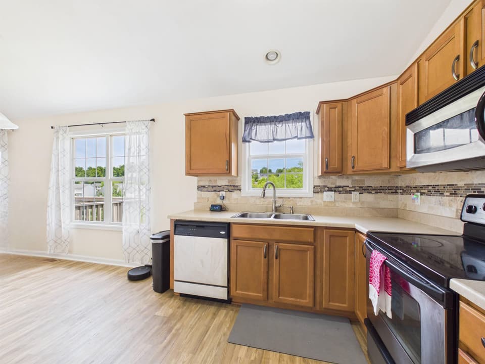 110 Aster Lane, photo 17 of 40