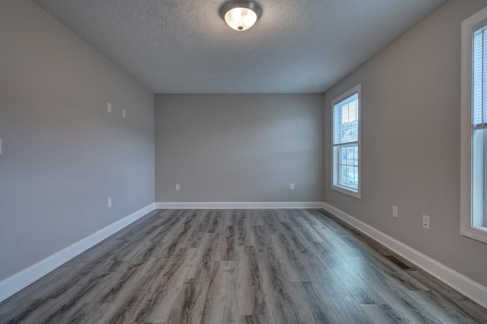 430 Twisted Oak Drive NW, photo 13 of 23