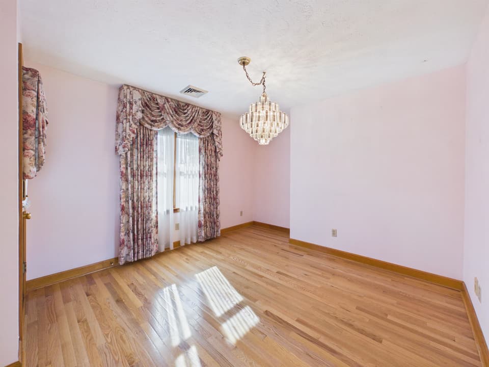 240 Walnut Drive, photo 20 of 40
