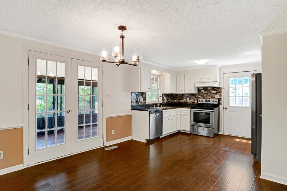265 Clearview Drive, photo 11 of 40