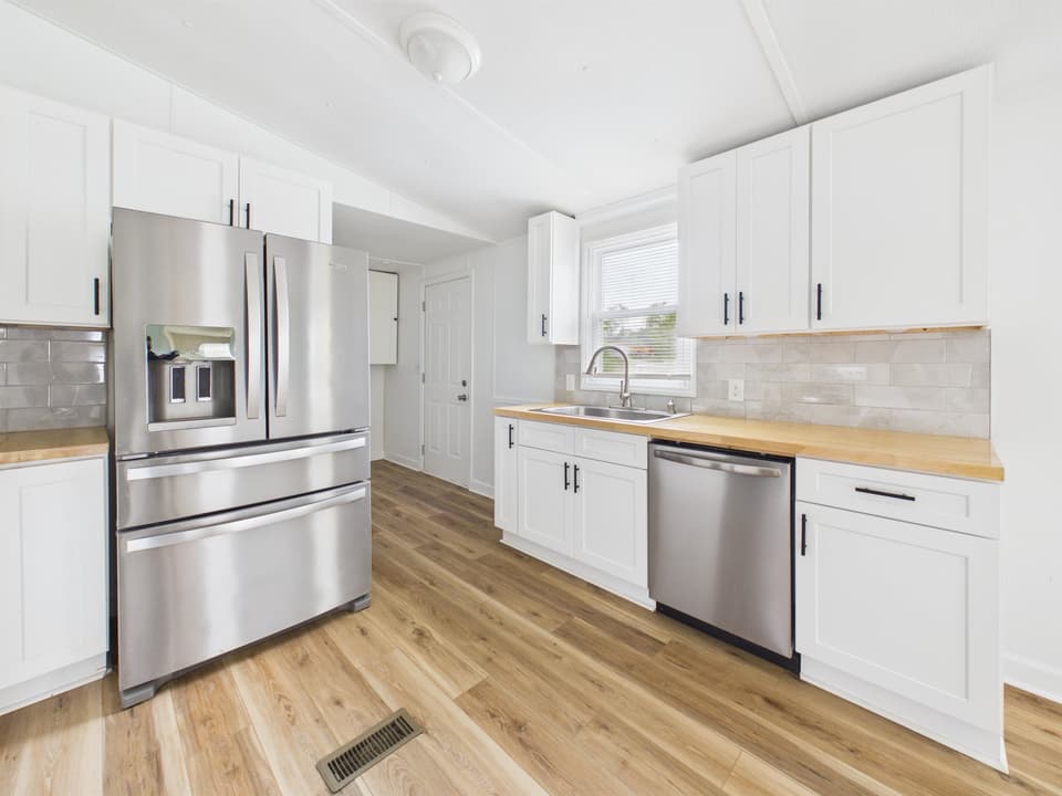 1030 Church Street NE, photo 10 of 32