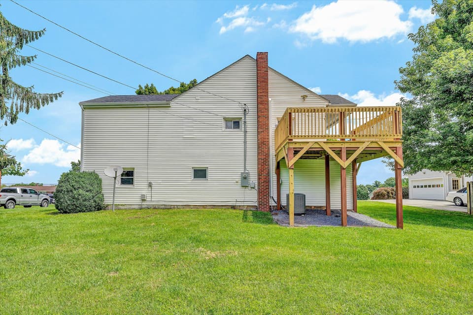 215 S Hill Dr, photo 31 of 37