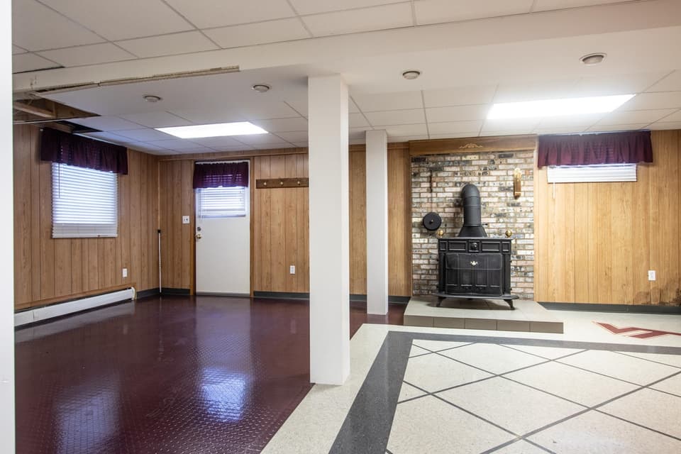 185 Overhill Road SE, photo 28 of 40