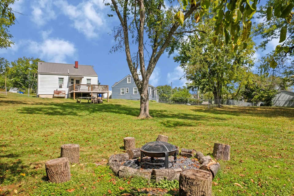 19 Victory Heights Drive NW, photo 11 of 31