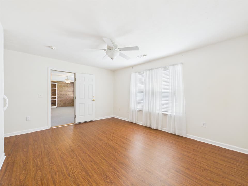 218 Wheatland Court, photo 21 of 29