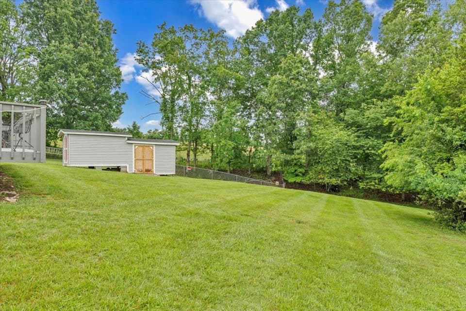 430 Virginian Drive, photo 34 of 36