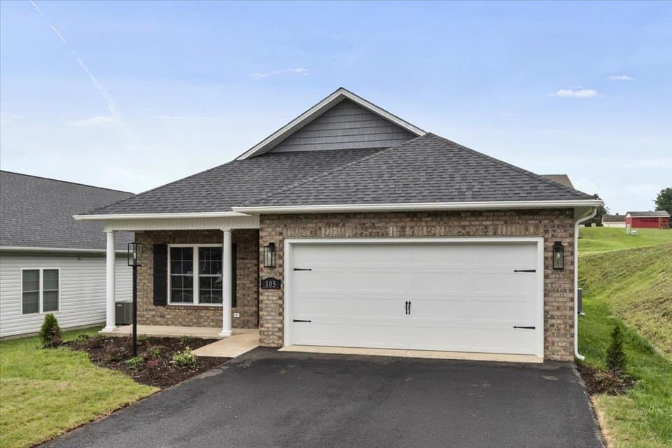 105 Vinnie Avenue NW, photo 3 of 40