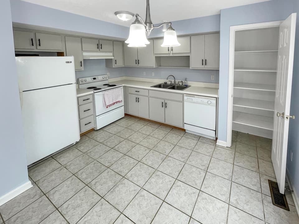 712 Park St, photo 11 of 27
