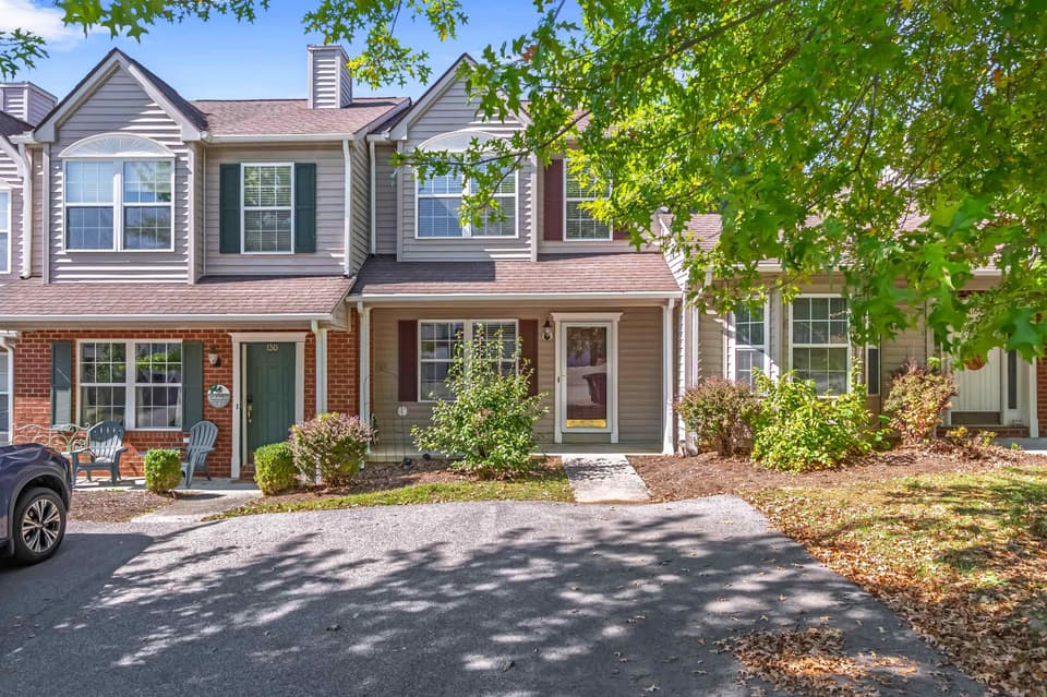 120 Blue Leaf Drive, photo 5 of 40