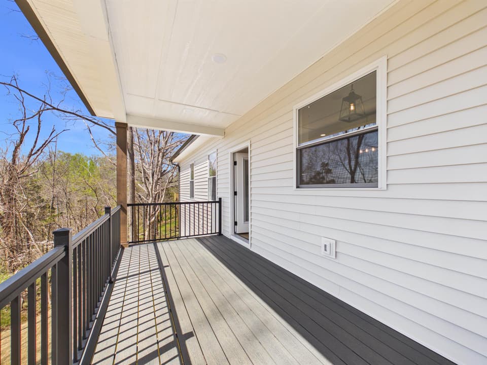 245 Howery Street SE, photo 13 of 40