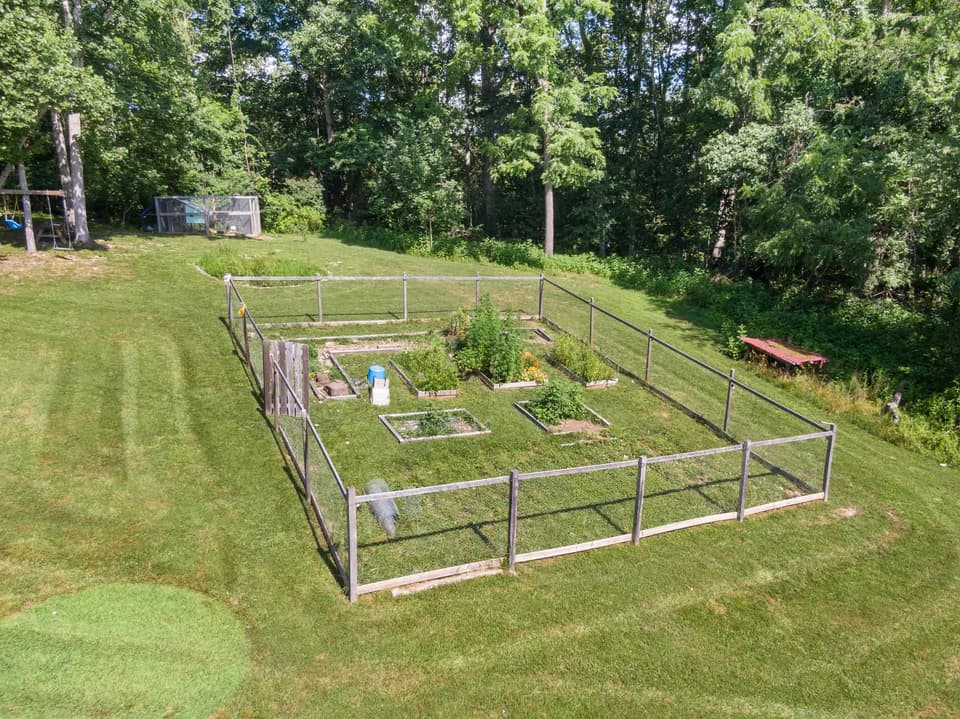 678 Peachtree Hill, photo 10 of 40