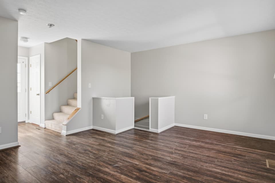 130 Warren Street, photo 5 of 40