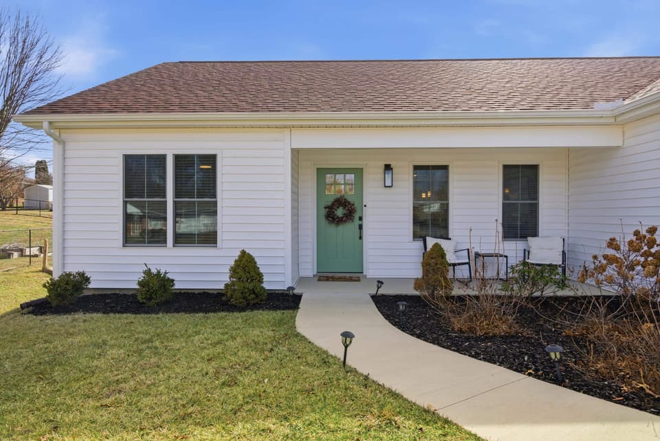 165 Ash Drive, photo 4 of 40