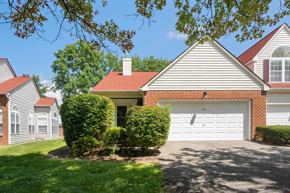 255 Gold Leaf Drive, photo 22 of 28
