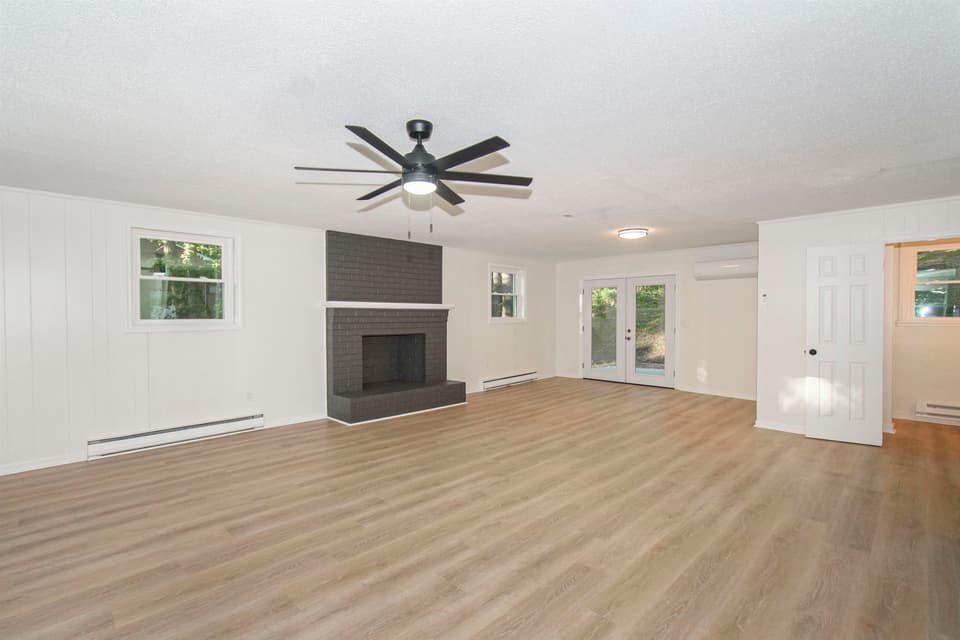 300 Arrowhead Trail, photo 34 of 39